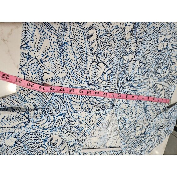 Parker Medium Silk 3/4 Sleeve Beverly Blouse Botanical Dots Floral Blue White - Picture 7 of 11